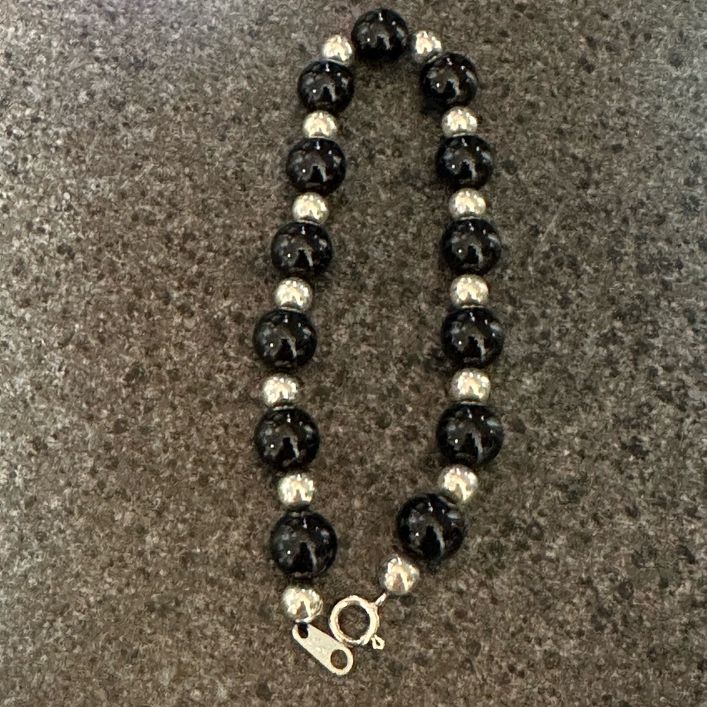 Silver and black bead bracelet